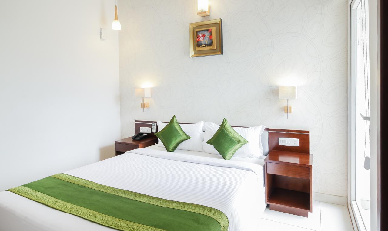 Maharaja Inn Chikmagalūr Extérieur photo